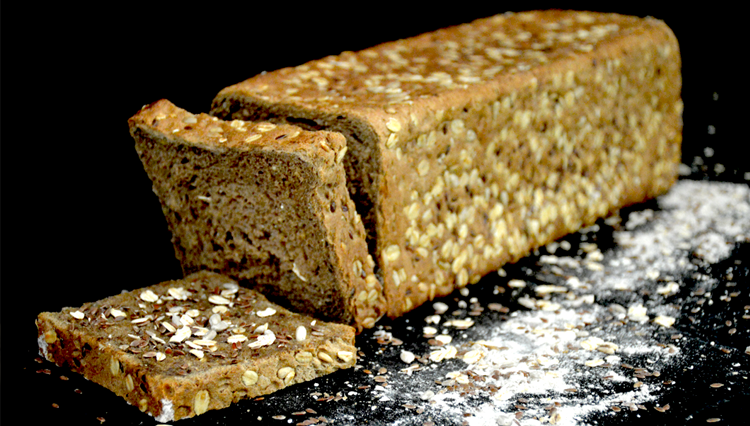sandwich bread with cereals